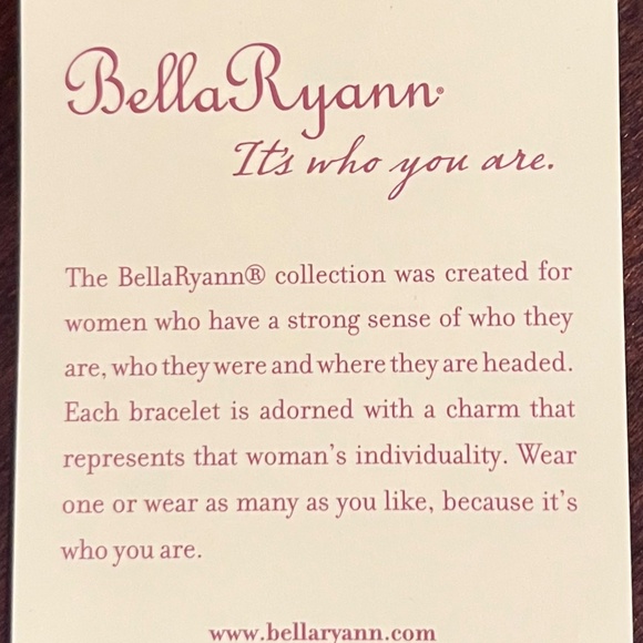 Bella Ryann Hamsa in Sun Shaped Charm Expandable Bangle Bracelet in Silvertone - Picture 3 of 4